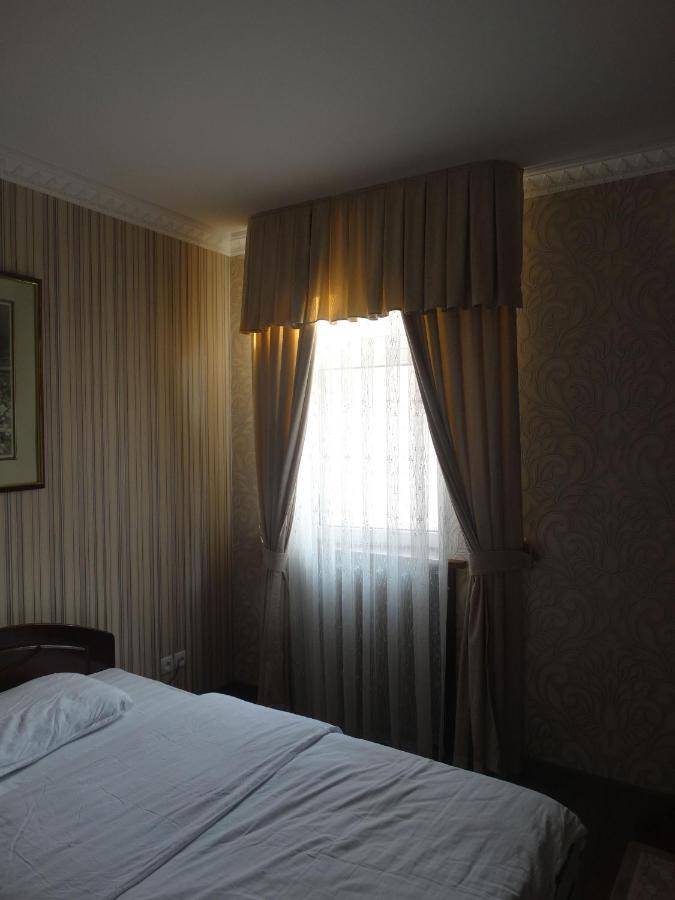 Hotel Papillon Taschkent Exterior foto